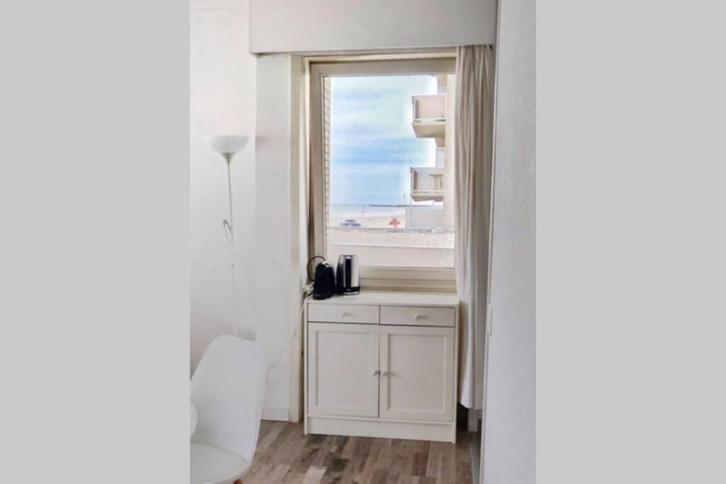 Royal Palace Seaview Suite Остенде Екстериор снимка